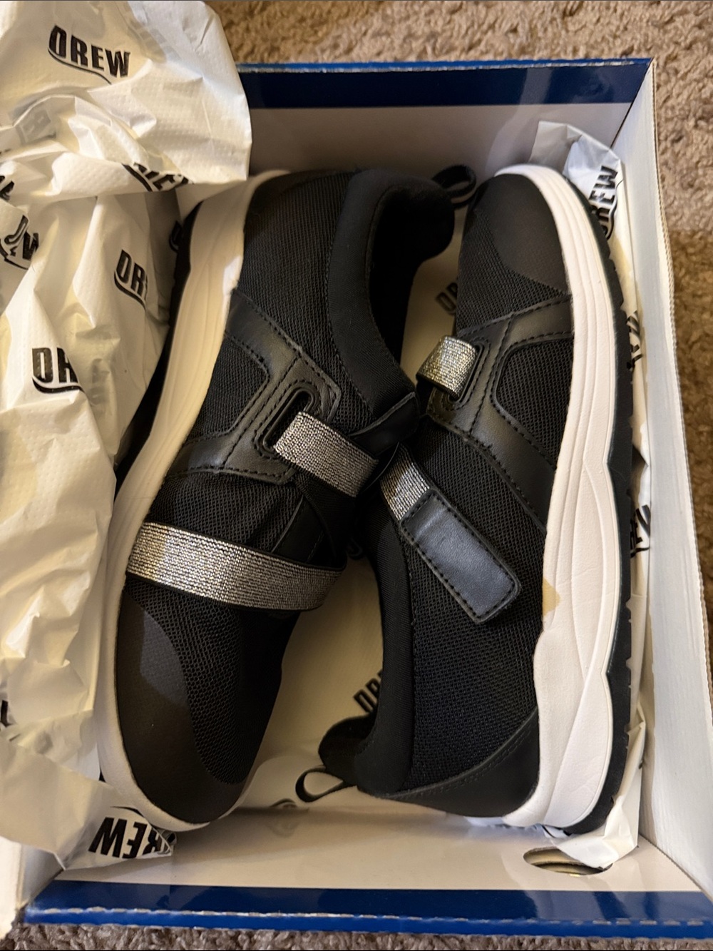 Drew Women’s Black Athletic Sneakers with Silver Accents - Size 7.5WW